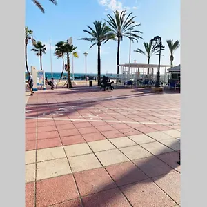 https://apartamento-nuevo-con-el-mar-a-sus-pies.es-andalucia.com
